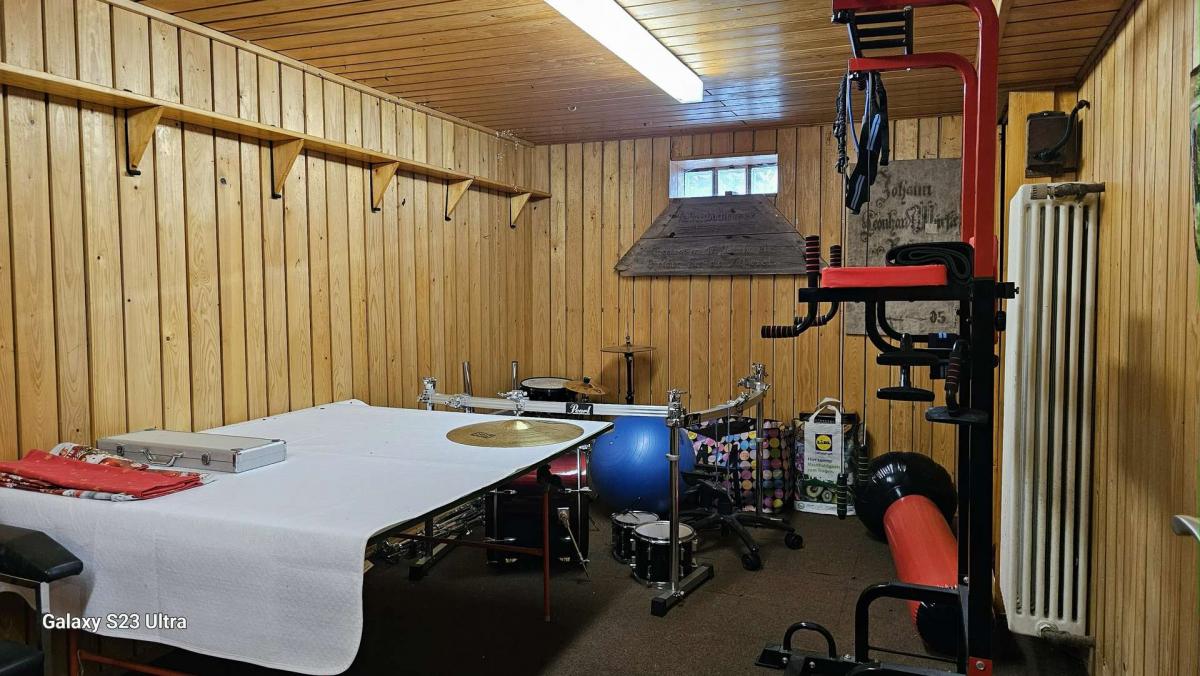 35 Partyraum im Keller